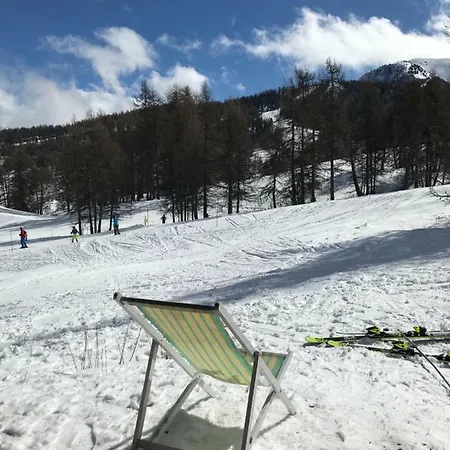 Duplex Dans - Pleiades -, Skis Aux Pieds Avec Clefs A Disposition Via Agence Constel'immo -nous Louons Aussi Le Second Duplex Du